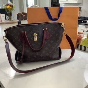 Louis Vuitton Purse